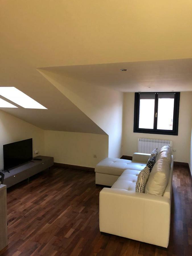 Apartamento En Galiana Apartment Aviles Luaran gambar
